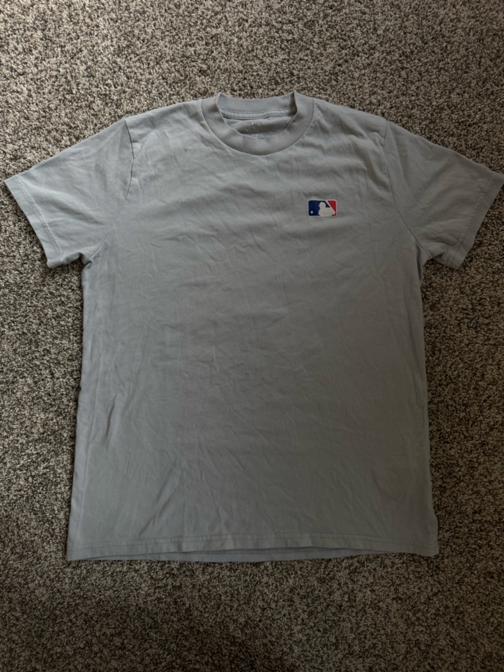 Abercrombie & Fitch Light Gray Short Sleeve Tee with MLB Logo